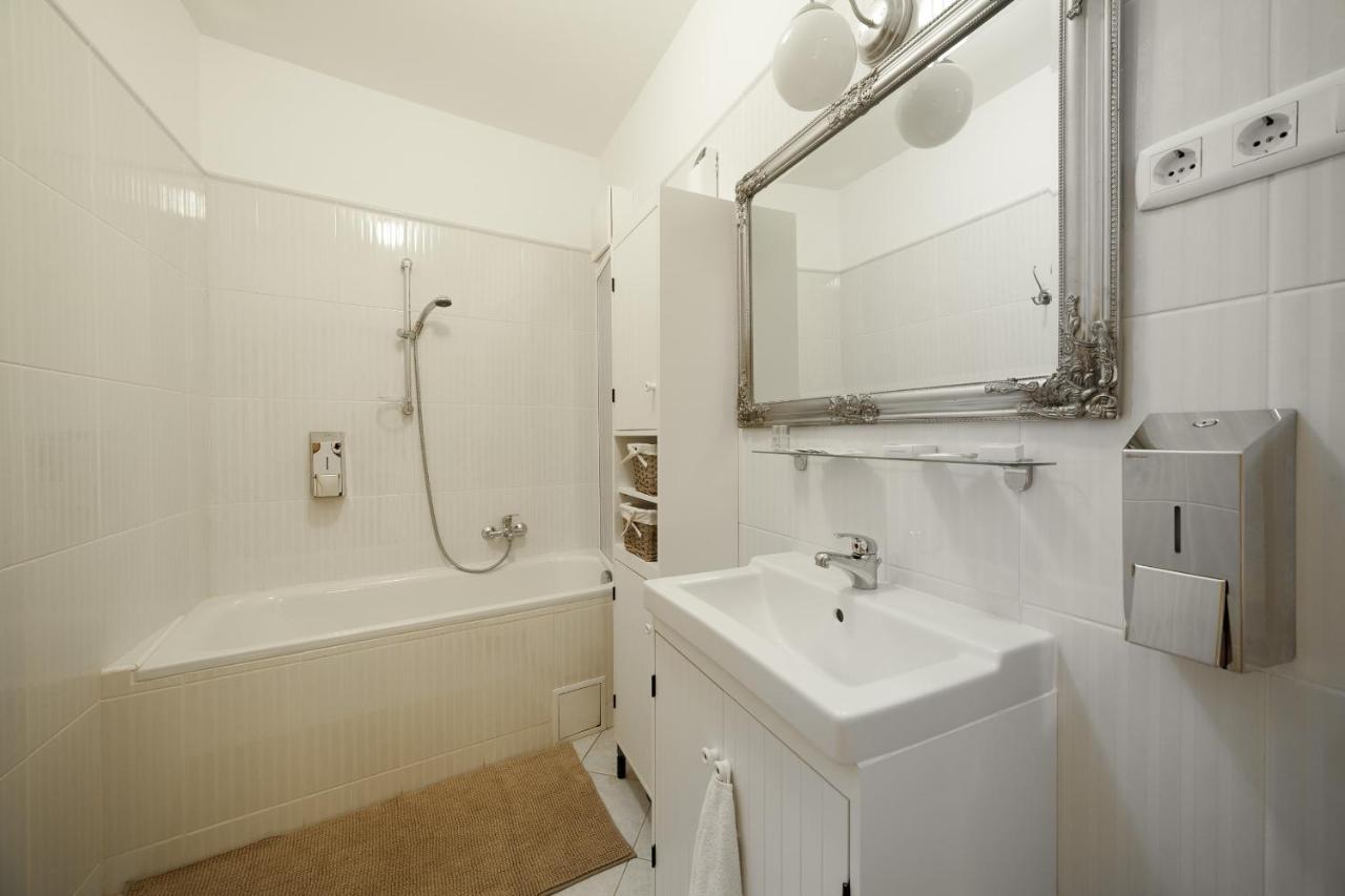 בודפשט Gde Hollo Apartments מראה חיצוני תמונה