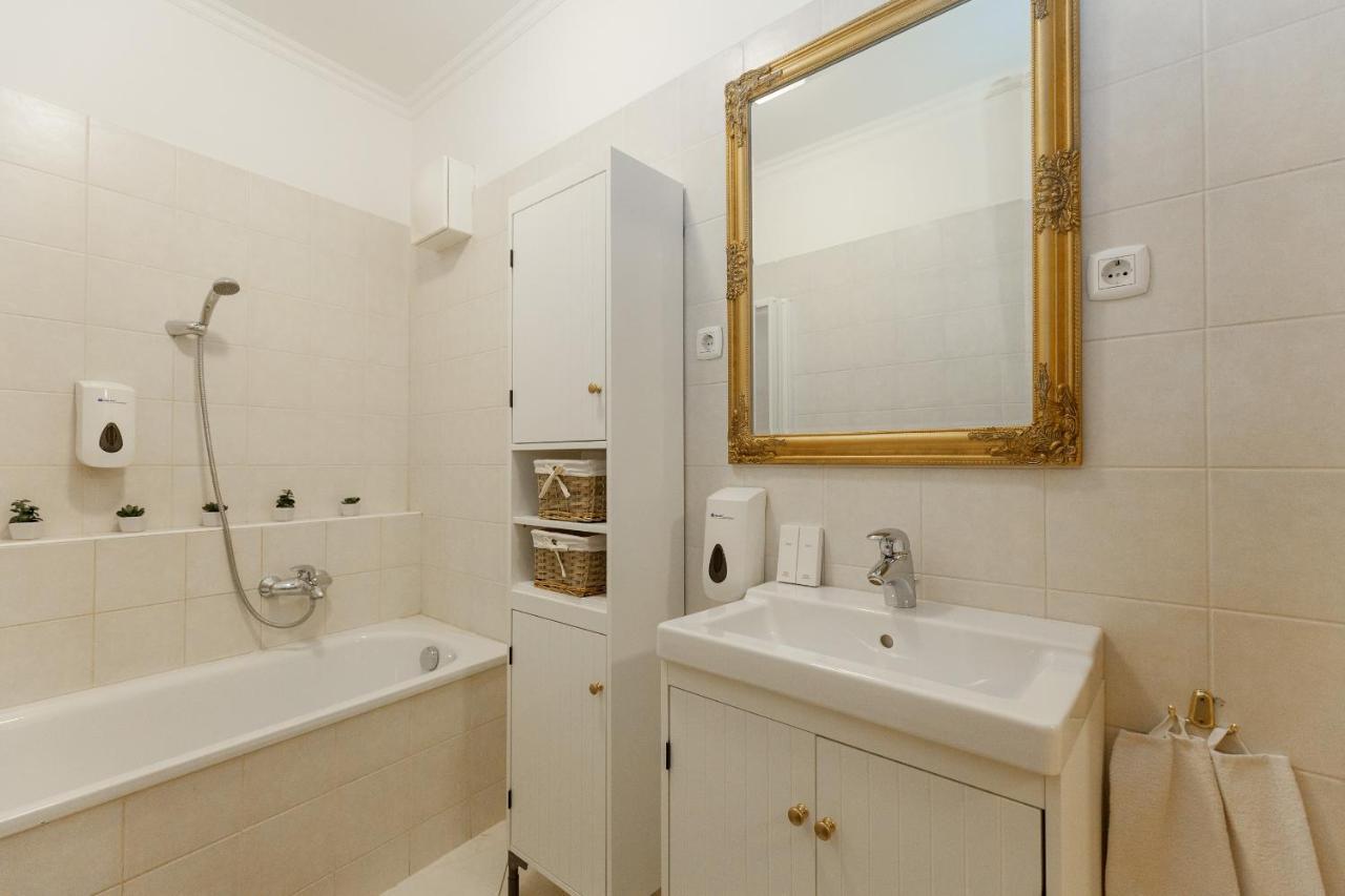 בודפשט Gde Hollo Apartments מראה חיצוני תמונה