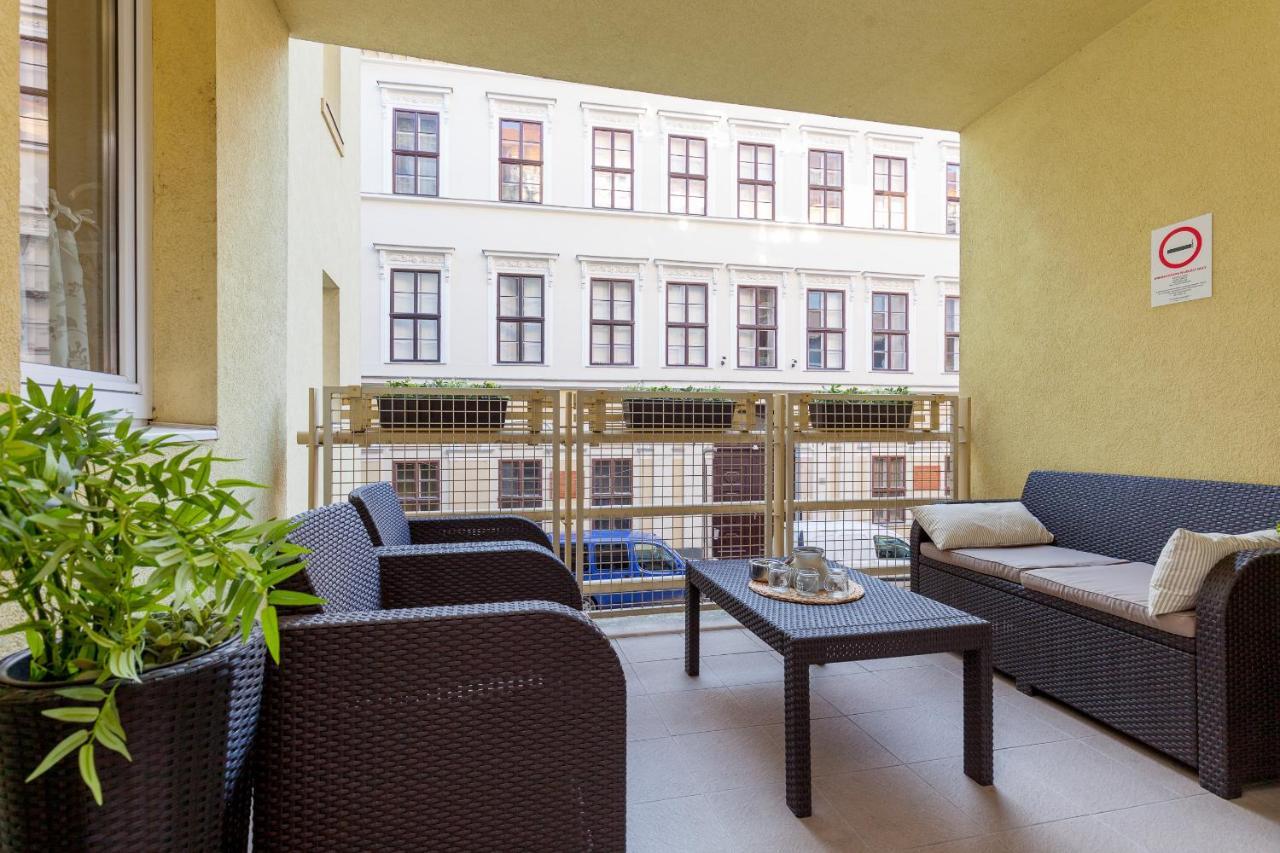 בודפשט Gde Hollo Apartments מראה חיצוני תמונה
